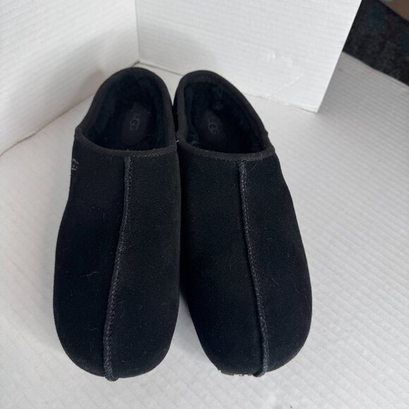 UGG Clogs - Picture 4 of 9